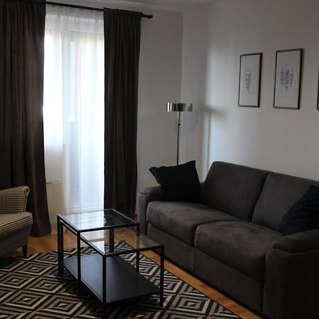 Luxury Apartments Parking In Garage Ni 외부 사진
