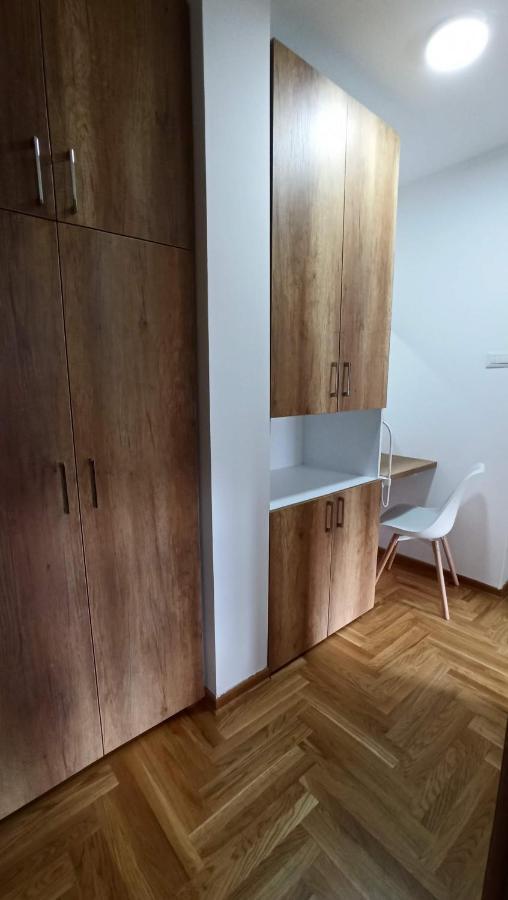 Luxury Apartments Parking In Garage Ni 외부 사진